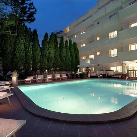 Astoria Suite Hotel Rimini Dış mekan fotoğraf