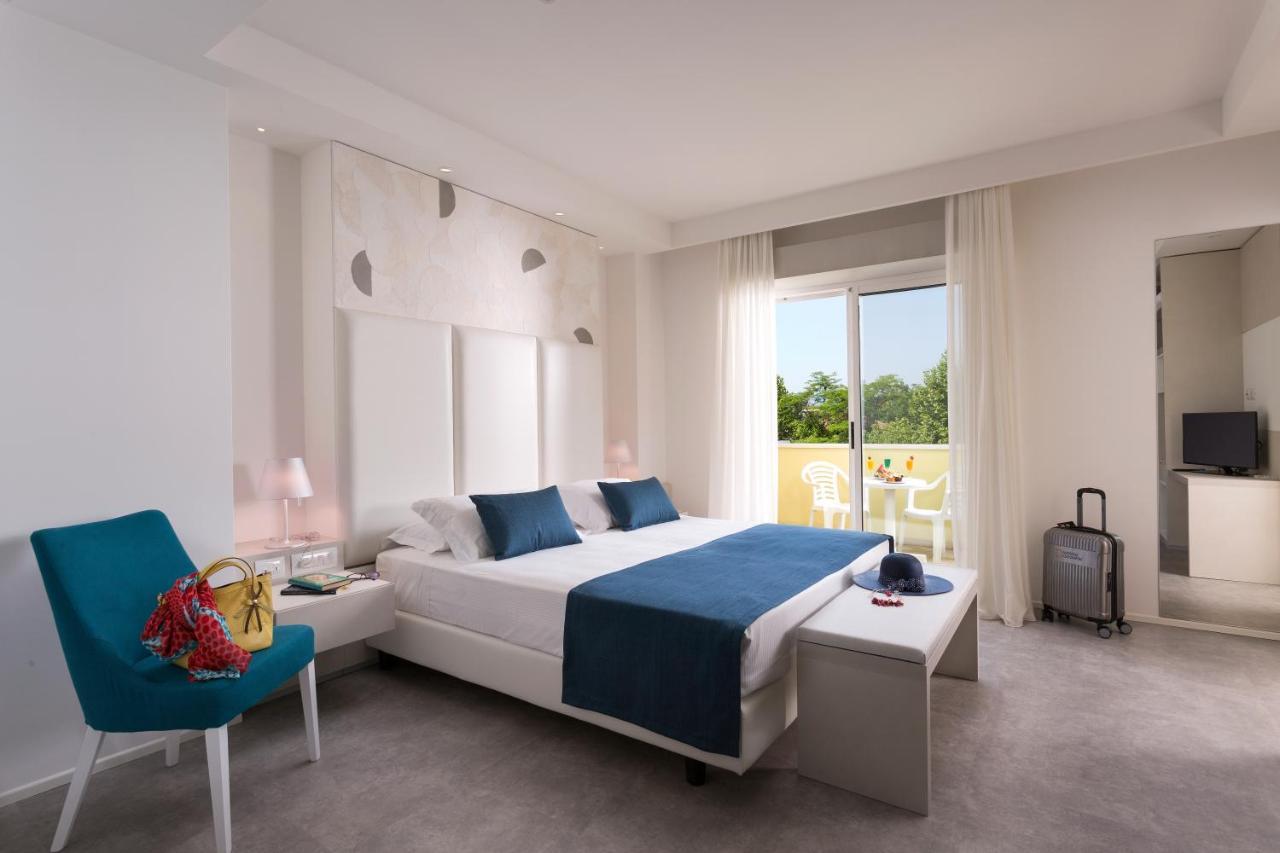 Astoria Suite Hotel Rimini Dış mekan fotoğraf