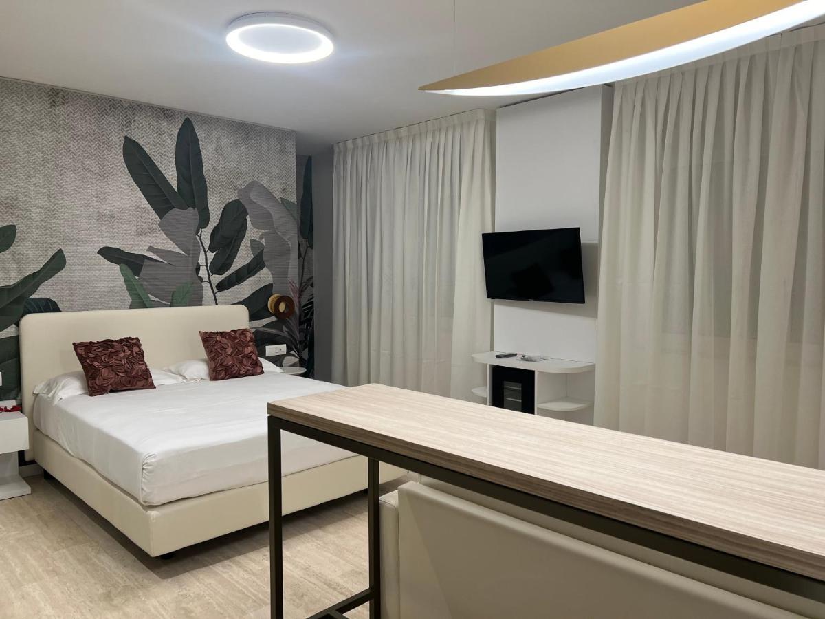 Astoria Suite Hotel Rimini Dış mekan fotoğraf