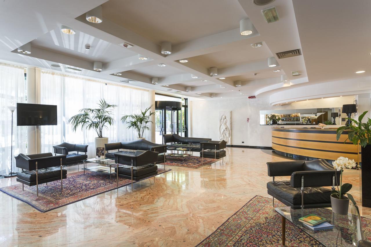 Astoria Suite Hotel Rimini Dış mekan fotoğraf